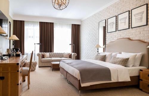 Lviv City Center Hotel | Pet-Friendly Stay at Best Western Plus Market Square Lviv