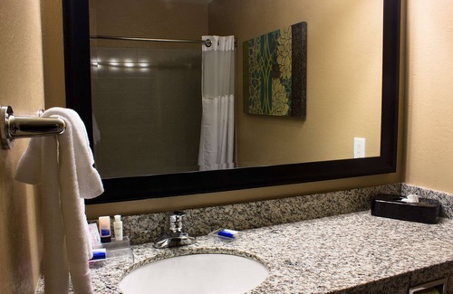 Menomonie Hotel | Experience Comfort at Best Western Plus Menomonie Inn & Suites