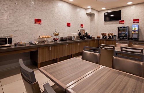 New Cumberland Hotel | Comfortable Stays at Best Western Plus New Cumberland Inn