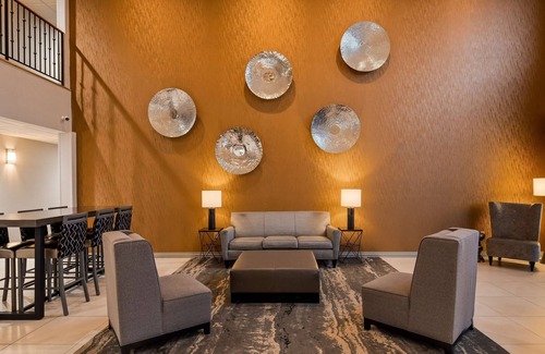 New Cumberland Hotel | Comfortable Stays at Best Western Plus New Cumberland Inn