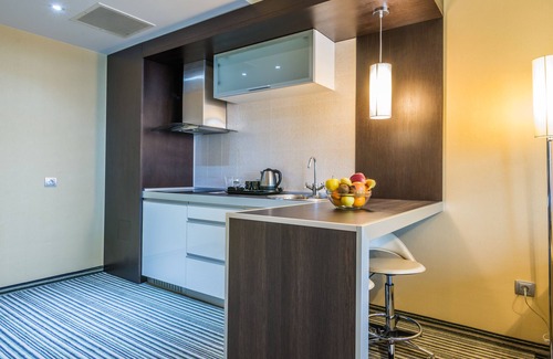 Studentski Grad Hotel | Top-Rated Best Western Plus Olives City Hotel with Pool & Spa