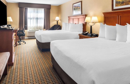 Okanagan-Similkameen Hotel | Discover Best Western Plus Osoyoos with Spa and Pool Access