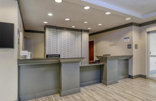 Philadelphia Hotel | Inviting Best Western Plus Philadelphia-Choctaw Hotel & Suites