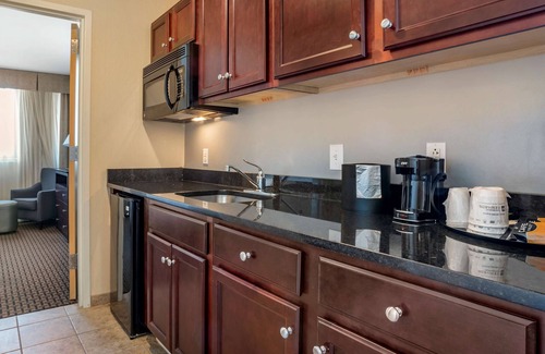 Chester Hotel | Convenient Stay at Best Western Plus Philadelphia Airport