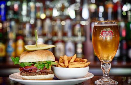 Calgary Hotel | Discover Best Western PLUS Port O'Call Hotel & Pool Retreat