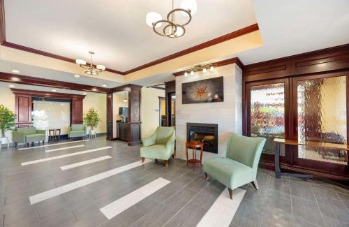 Pratt Hotel | Enjoy Family-Friendly Comfort at Best Western Plus Pratt