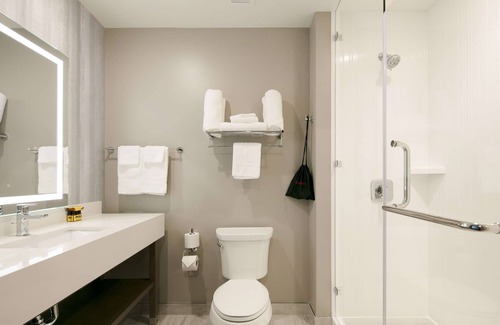 Washington Hotel | Guest Rated 9.6: Best Western Plus Settlers Point Awaits