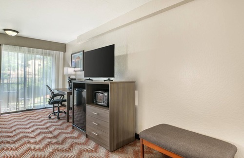 Sonora Hotel | Relax at Best Western Plus Sonora Oaks Hotel & Conference Center