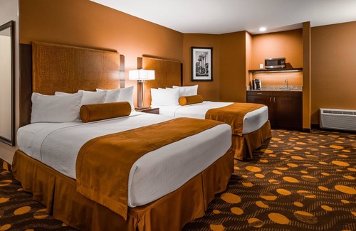Coronado Hotel | Cozy Best Western Plus Suites on Coronado Island