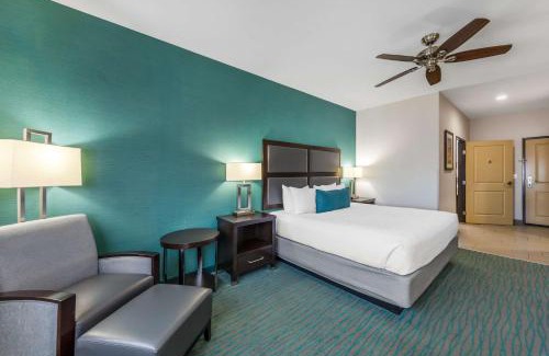Taft Hotel | Highly Rated Getaway at Best Western Plus Taft Inn