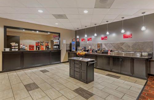 St. Charles Hotel | Pet-Friendly Getaway at Best Western Plus The Charles Hotel