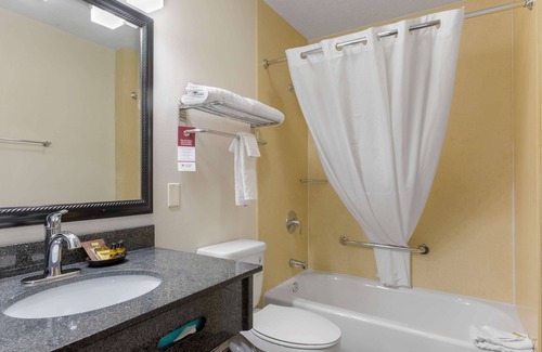 Farmington Hotel | Comfortable Getaway at Best Western Plus The Four Corners Inn