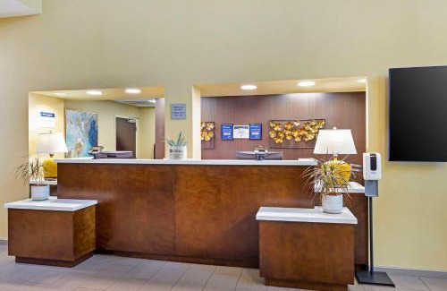Thornburg Hotel | Guest Rated 8.7: Best Western Plus Thornburg Inn & Suites