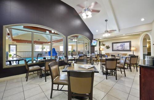Tulsa Hotel | Comfortable Best Western PLUS Tulsa Inn & Suites Awaits You