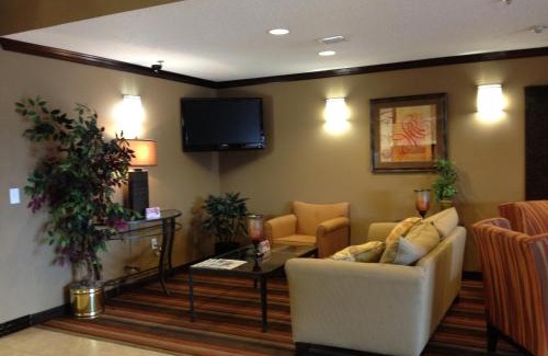 Wichita Falls Hotel | Comfortable Stay at Best Western PLUS University Inn & Suites