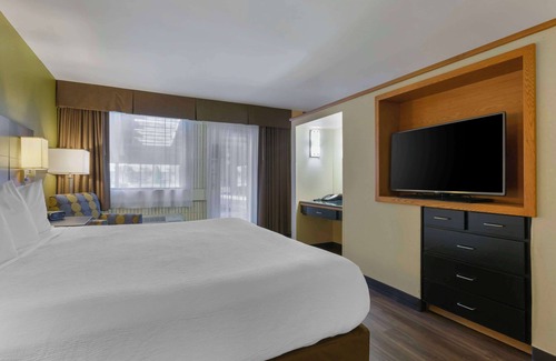 Moscow Hotel | Discover the Best Western Plus University Inn Experience