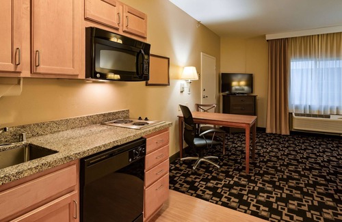 Rothschild Hotel | Discover Best Western Plus Wausau/Rothschild Hotel Oasis