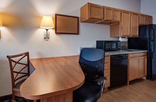 Rothschild Hotel | Discover Best Western Plus Wausau/Rothschild Hotel Oasis