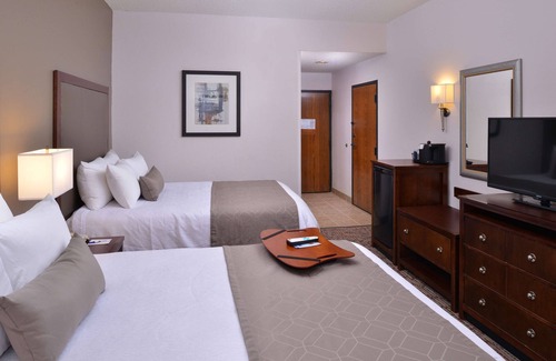 Wichita Hotel | Highly Rated Stay at Best Western Plus Wichita West Airport Inn
