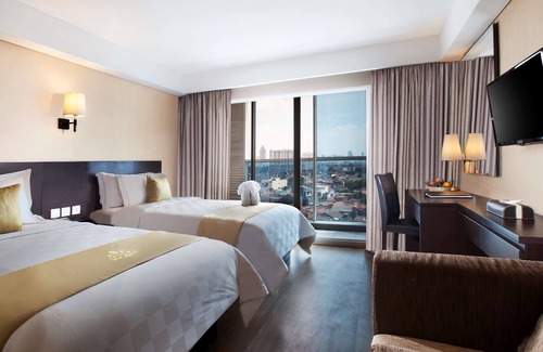 Jatinegara Hotel | Discover Best Western Premier The Hive: 4-Star Retreat with Spa