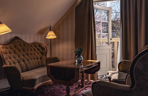 Innerstaden Hotel | Explore the Best Western Strand Hotel with Ocean Views