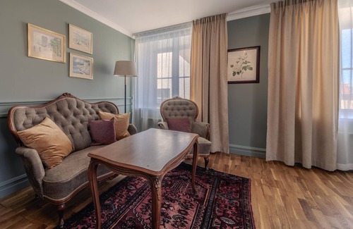 Innerstaden Hotel | Explore the Best Western Strand Hotel with Ocean Views