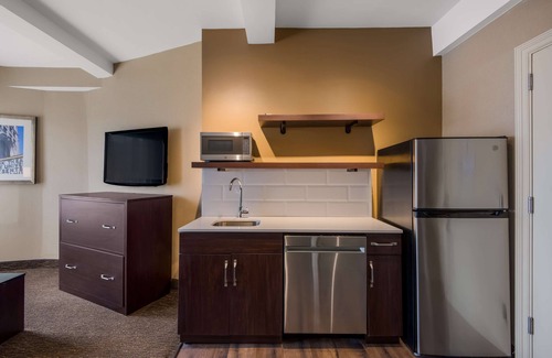 Downtown Syracuse Hotel | Comfortable Stay at Best Western Syracuse Downtown Hotel