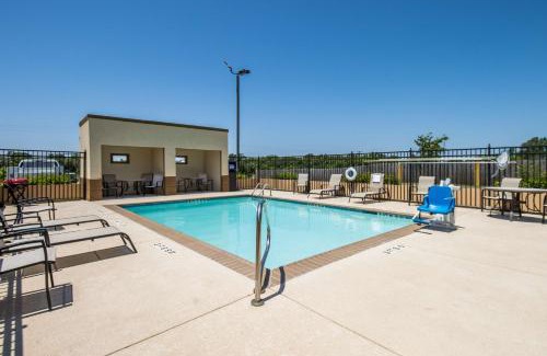 Temple Hotel | Comfortable Stay at Best Western Temple Inn & Suites