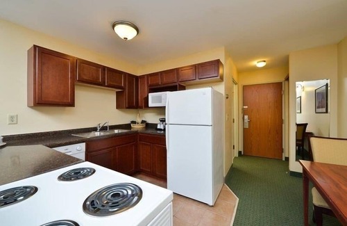 Ashland Hotel | Welcoming Stay at Best Western The Hotel Chequamegon