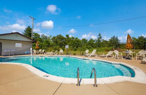 Nashville Hotel | Family-Friendly Stay at Best Western U.S. Inn with Pool
