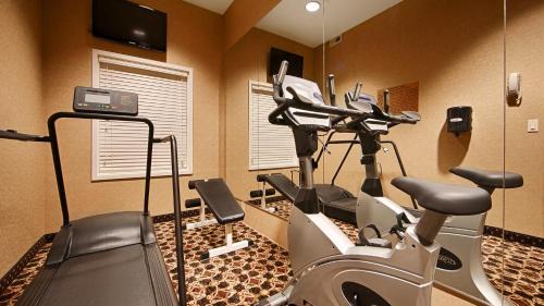 Forest Grove Hotel | Pet-Friendly Best Western University Inn with Ocean View