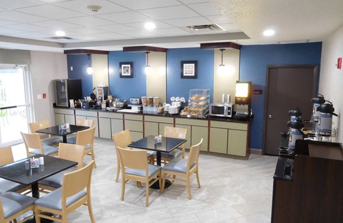 Waldo Hotel | Comfortable Stay at Best Western Waldo Inn & Suites