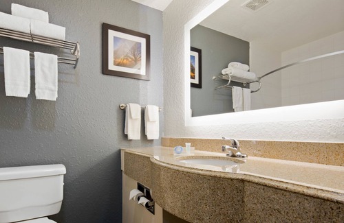 Waldo Hotel | Comfortable Stay at Best Western Waldo Inn & Suites