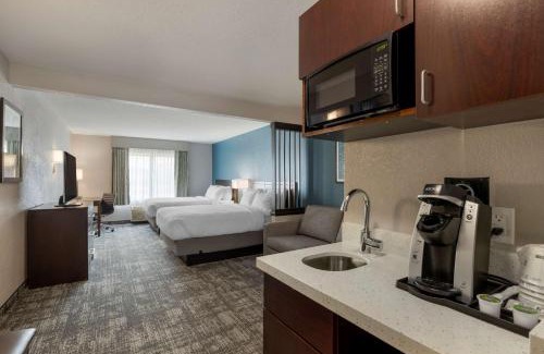 Watertown Hotel | Pet-Friendly Retreat at Best Western Watertown Inn & Suites