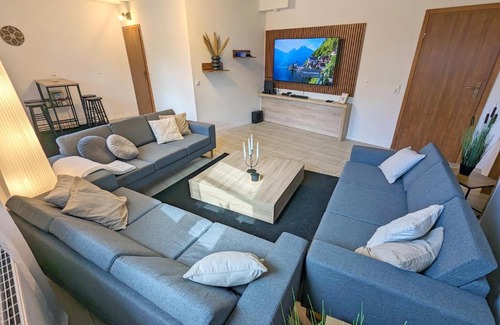 Wildeshausen Apartment | Experience BesTime: Family-Friendly Stay with Smart TVs