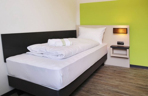 Eschweiler Hotel | Budget-Friendly Hotel Eschweiler with Breakfast Included