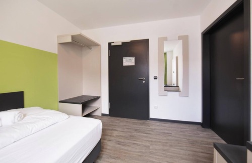 Eschweiler Hotel | Budget-Friendly Hotel Eschweiler with Breakfast Included
