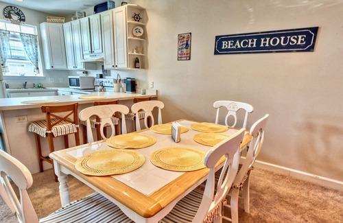 Bethany Breeze House | Bethany Beach Retreat: 2 BR Townhouse with Ocean Views