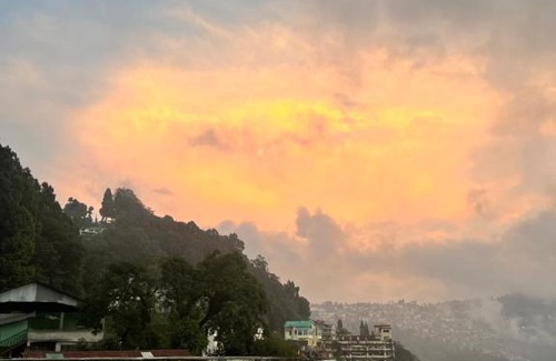 Darjeeling House | Exceptional Bethany: Pet & Child Friendly Stay Awaits You