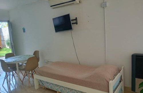 Zapala Apartment | Kid-Friendly Bethel Alojamiento with Stellar 9.4 Rating