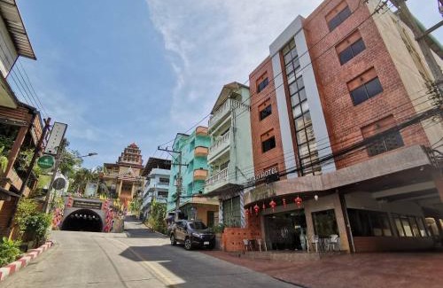 Betong Hotel | Affordable Betong Hello Hotel with Breakfast & Accessibility