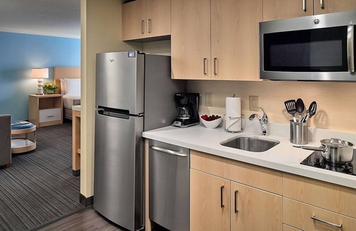 Gwinnett Place Resort | Ideal Getaway With Ocean View and Pet-Friendly Amenities