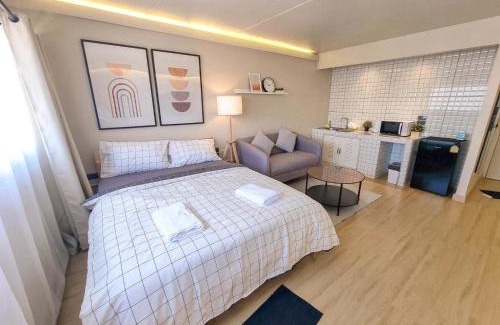 Ban Mai Apartment | Family-Friendly Better Room in Muang Thong Thani C4