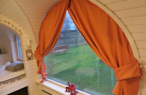 Todtglusingen House | Experience Bettis: Pet Friendly with Hot Tub & Breakfast