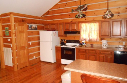 Buffalo Valley Cabin | Experience Betty's Island Cabin: Guest Rated 9.8 & Amenities Galore