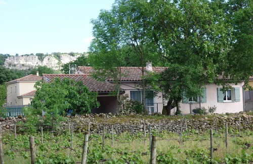 Saint-Didier-sous-Aubenas House | Pet-Friendly Retreat: Between Oaks and Vines, Aubenas