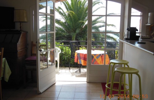 Espero-Pax Apartment | Seaside Retreat near Cannes & St Tropez with Private Pool