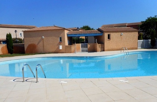 Eyguieres House | Idyllic Retreat: Luberon & Alpilles Comfort House with Pool