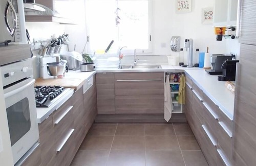 Poulx House | Tranquil Villa with Pool Between Nimes and Uzes - Rated 10/10