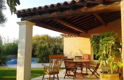 Clarensac Villa | Serene Coastal Retreat with Pool & Spa for 6 Guests